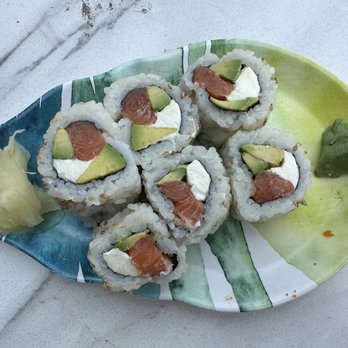 Penn Ave Fish Company - Philly roll - Sushi Bars Near Me - Pittsburgh, Pennsylvania