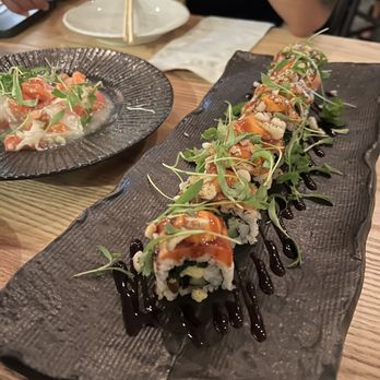 Zigu - Spicy Salmon Roll - Seafood Near Me - Honolulu, Hawaii
