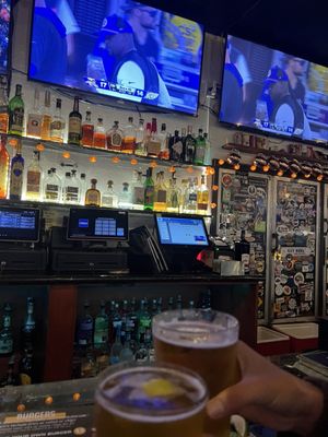 Mulligans Sports Bar 21+ by null