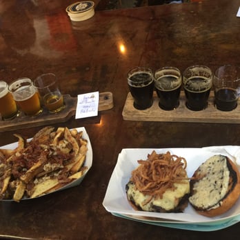 Belching Beaver Pub 980 - 1st Flight - Honey Wheat, # Town, Rabid Beaver, Great Lei. 2nd flight - PB Milk Stout, Coconut Stout, Milk Stout, Pumpkin Stout. - Brewpubs Near Me - Vista, California