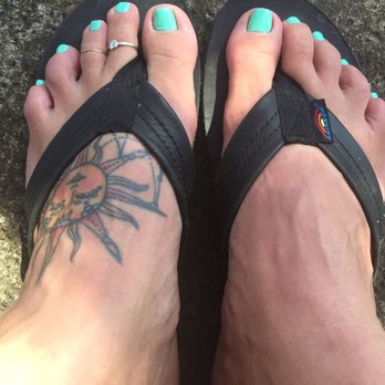 Mini Nails - Nail Salons Near Me - Eugene, Oregon