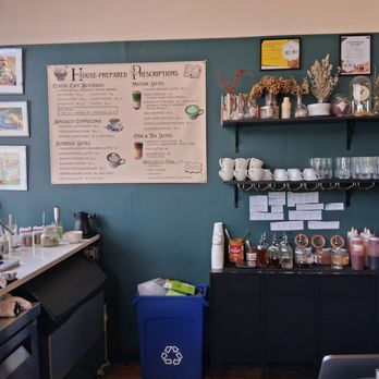 Chartreuse Sisters - Patisserie/Cake Shop Near Me - Grand Rapids, Michigan