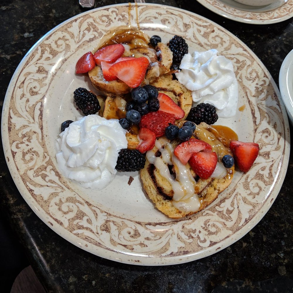 Another Broken Egg Cafe - Cinnamon French toast - American Near Me - Baton Rouge, Louisiana Another Broken Egg Cafe - Cinnamon French toast - American Near Me - Baton Rouge, Louisiana