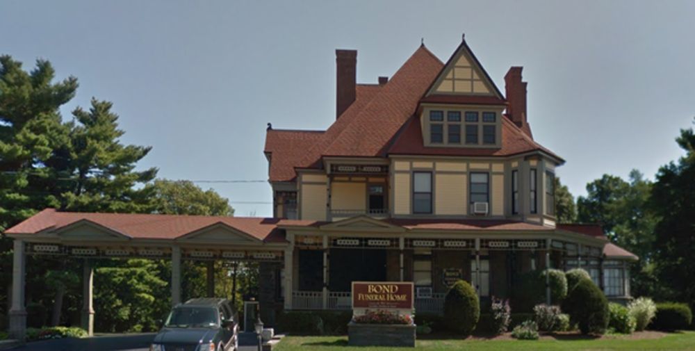 BOND FUNERAL HOME Updated October 2024 27 Photos 1614 Guilderland