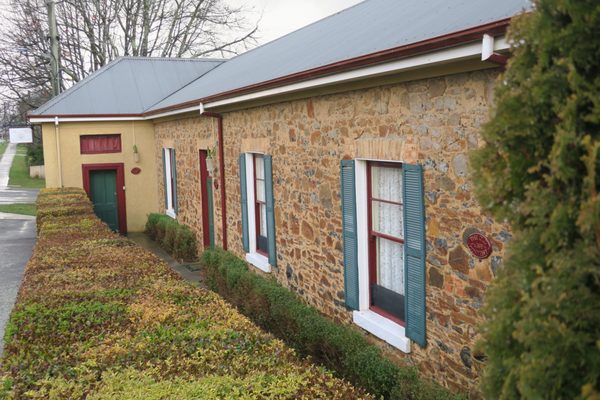 Blakes Manor Self Contained Heritage Accommodation by null