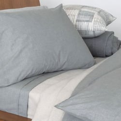 AREA - Heather grey bedding