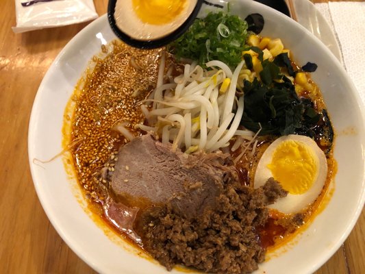 Gaku Ramen by null