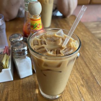 Pochos - Iced coffee - Breakfast & Brunch Near Me - Chicago, Illinois Pochos - Iced coffee - Breakfast & Brunch Near Me - Chicago, Illinois