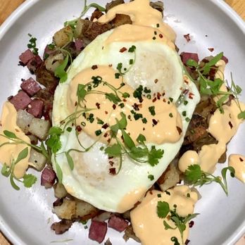 Yolked Kitchen - Pastrami hash - Breakfast & Brunch Near Me - Clovis, California Yolked Kitchen - Pastrami hash - Breakfast & Brunch Near Me - Clovis, California