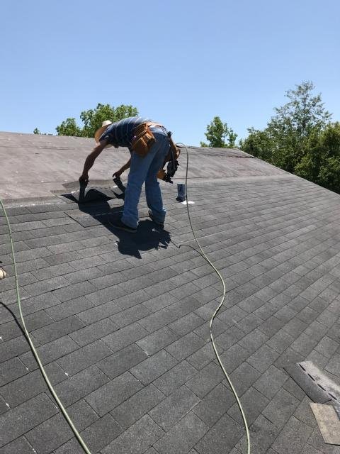 Slide of Diamond Ridge Roofing