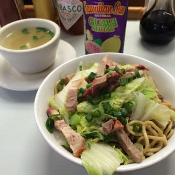 Sam Sato's - Small dry noodle added veg - Bakeries Near Me - Wailuku, Hawaii