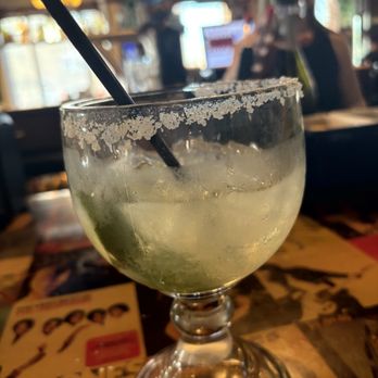 Moretti's Ristorante and Pizzeria - Best margaritas served in tall glass - Italian Near Me - Chicago, Illinois Moretti's Ristorante and Pizzeria - Best margaritas served in tall glass - Italian Near Me - Chicago, Illinois