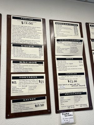 Don Carlos Taco Shop։ by null