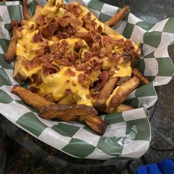 Brier Patch - Fries, so salty, cooked in old grease; unable to eat