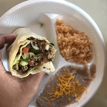 El Rigobertos Tacos - Beef burrito with carne asada - Mexican Near Me - White Rock, New Mexico El Rigobertos Tacos - Beef burrito with carne asada - Mexican Near Me - White Rock, New Mexico