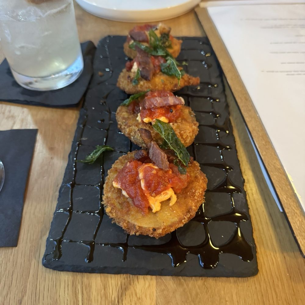 Bosc Modern Bar + Kitchen - Fried Green Tomatoes - New American Near Me - Tampa, Florida