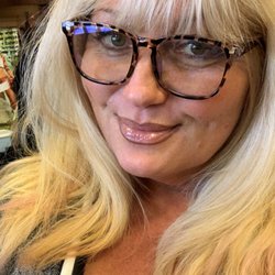 Airbrush Tan - Jennifer ... Airbrush Tech for over 30 years