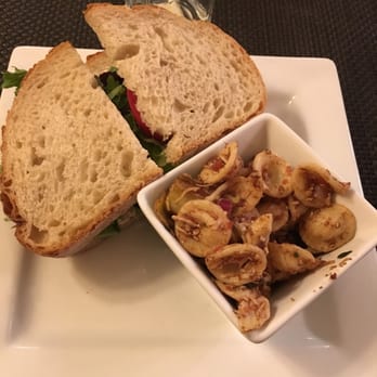 Café Muse - Breakfast & Brunch Near Me - Royal Oak, Michigan Café Muse - Breakfast & Brunch Near Me - Royal Oak, Michigan