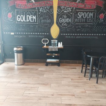 Golden Spoon - The Front Entrance Way. - Ice Cream & Frozen Yogurt Near Me - Valencia, California Golden Spoon - The Front Entrance Way. - Ice Cream & Frozen Yogurt Near Me - Valencia, California