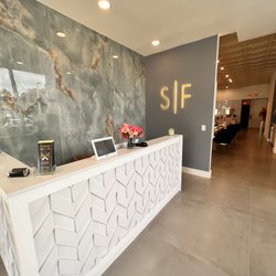 Social file nails & spa