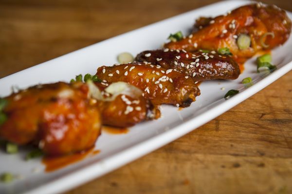 L'Gros Luxe Vieux-Longueuil by null