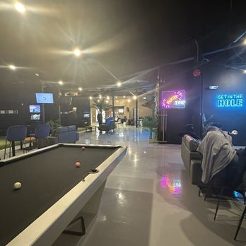 Golf On - Pool Halls Near Me - Mississauga, Ontario