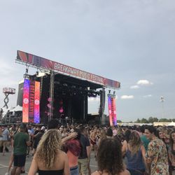 Breakaway Music Festival - The main stage during the day