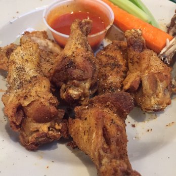 Finley's Irish Pub & Eatery - Blackened wings with hot sauce on the side - American Near Me - Largo, Florida