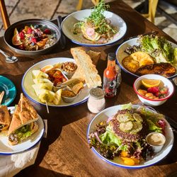 Five Mile Eatery - A table full of delicious food!