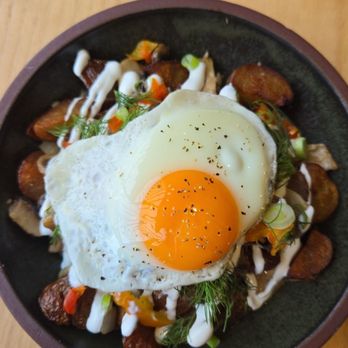 Juneberry - Beef hash - Breakfast & Brunch Near Me - Winnipeg, Manitoba Juneberry - Beef hash - Breakfast & Brunch Near Me - Winnipeg, Manitoba