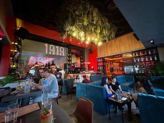 Negroni Bistro & Sushi Bar by null