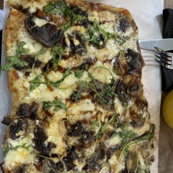 Heavenly Garden Cafe - Mushroom flatbread - Juice Bars & Smoothies Near Me - Hopewell Junction, New York Heavenly Garden Cafe - Mushroom flatbread - Juice Bars & Smoothies Near Me - Hopewell Junction, New York