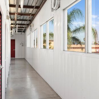 949 Storage - Self Storage Near Me - Costa Mesa, California