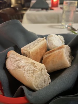 Tee-Off Restaurant and Lounge by null