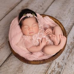 Newborn Photos By Catalina