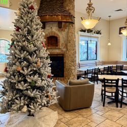 Shirley's Bakery & Cafe