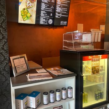 Racer Tea Bar - Coffee & Tea Near Me - Redondo beach, California