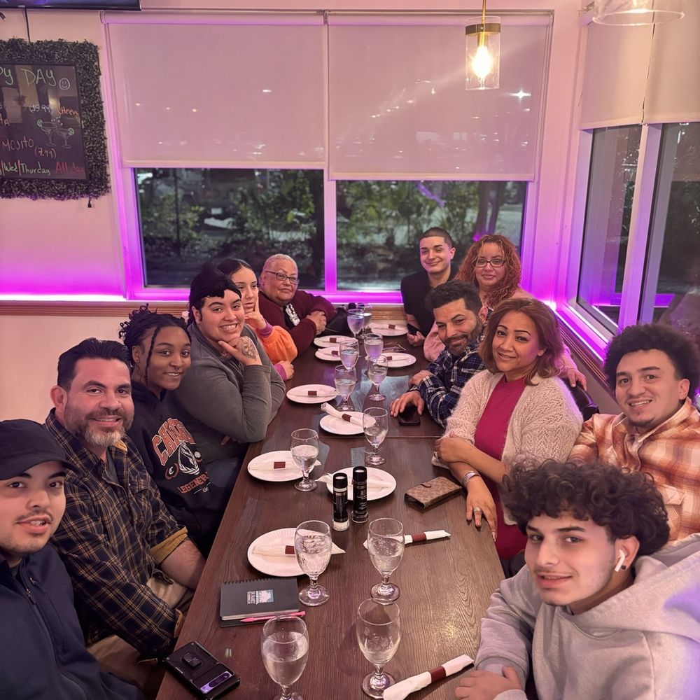 Family celebration at Mar d' Mar d Plata best Pechuga de Pollo n mushrooms Family celebration at Mar d' Mar d Plata best Pechuga de Pollo n mushrooms