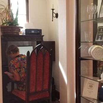 The Eagle Inn - Computer and printer available - Hotels Near Me - Santa Barbara, California