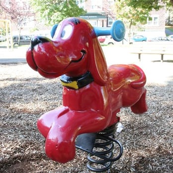 Spruce Street Mini Park - Classic Clifford - Playgrounds Near Me - Seattle, Washington Spruce Street Mini Park - Classic Clifford - Playgrounds Near Me - Seattle, Washington
