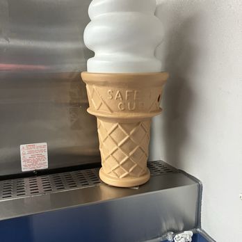Ann's Dari Creme - American Near Me - Glen Burnie, Maryland Ann's Dari Creme - American Near Me - Glen Burnie, Maryland