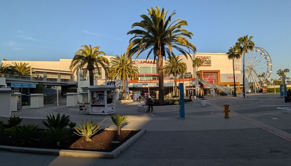 The Pike Outlets by null