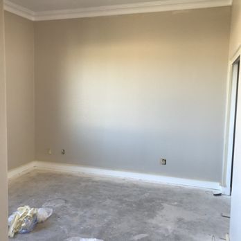 PSS Painting and Drywall - Fine Grain, Dunn Edwards color, painted on walls. - Painters Near Me - Phoenix, Arizona PSS Painting and Drywall - Fine Grain, Dunn Edwards color, painted on walls. - Painters Near Me - Phoenix, Arizona