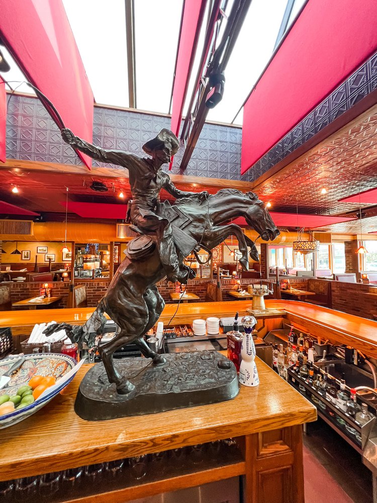 SILVERADO Updated November 2024 551 Photos & 601 Reviews 7052