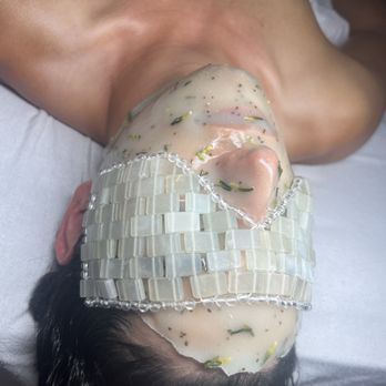 Ticia Lea Beauty - Relaxing with custom hydrojelly therapy and chilled weighted eye mask! - Eyelash Service Near Me - Studio City, California Ticia Lea Beauty - Relaxing with custom hydrojelly therapy and chilled weighted eye mask! - Eyelash Service Near Me - Studio City, California
