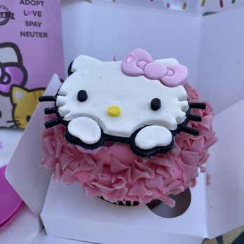 Hello Kitty Cafe - Hello Kitty Cupcake very moist and even the fondant decoration was yummy! - Desserts Near Me - Las Vegas, Nevada