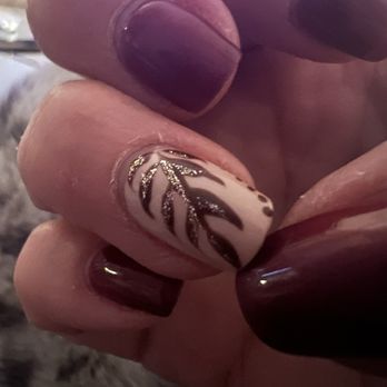 Amazing Nails South Riding - Gel manicure - Nail Salons Near Me - Chantilly, Virginia