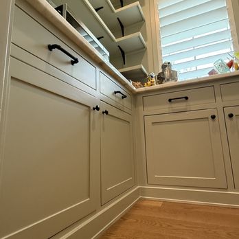 Mills Paint Pros - Transform cabinets and doors with smooth, custom finishes, using premium materials for lasting quality. - Painters Near Me Mills Paint Pros - Transform cabinets and doors with smooth, custom finishes, using premium materials for lasting quality. - Painters Near Me