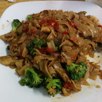 The Vulcan Cafe - Phad-see-ew with chilli sauce on top. - Thai Near Me - Oakland, California