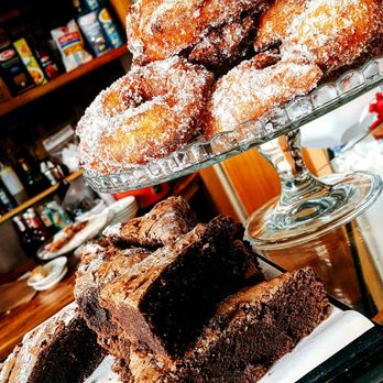 Accento Cafe - Chocolate brownie and zeppole. - Cafes Near Me - Glasgow, GLG Accento Cafe - Chocolate brownie and zeppole. - Cafes Near Me - Glasgow, GLG